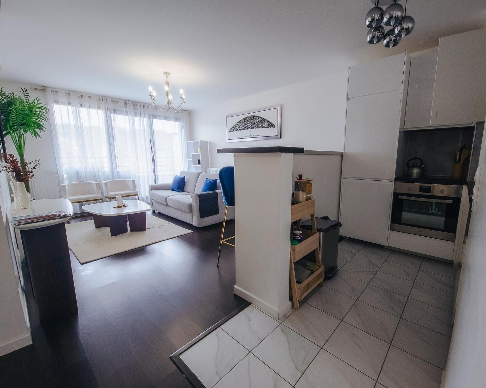 Appartement Luxueux, Neuf & Equipe A Versailles, Saint-Cyr-lʼÉcole Exteriör bild
